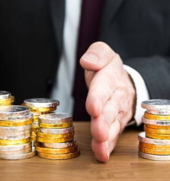 专业股票配资利息 相差1亿美元!拜登特朗普筹款进入白热化, 谁是他们背后的“大金主”?